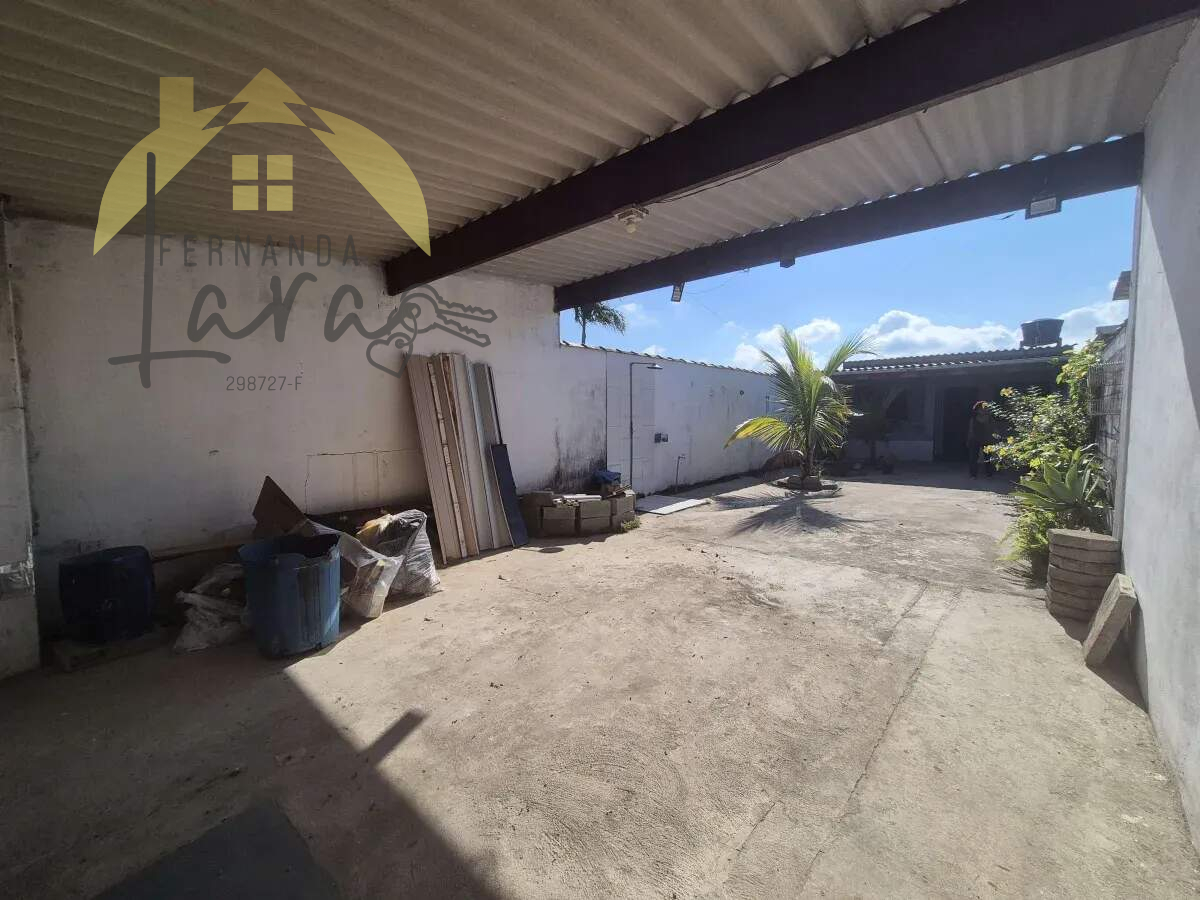 Casa à venda em Peruíbe, Recreio santista, com 1 quarto, 65m² - Fernanda Lara Corretora