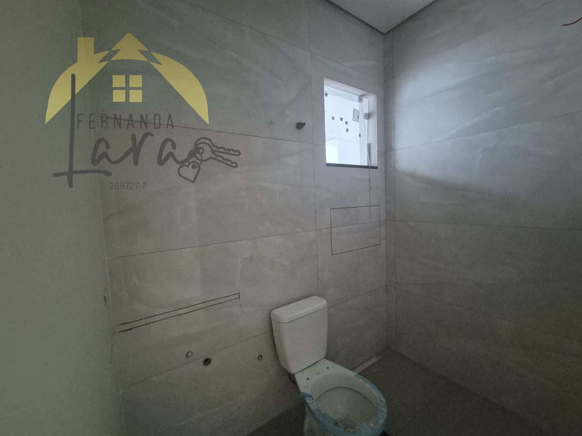 Casa à venda em Peruíbe, Jardim Somar, com 2 quartos, 70m² - Fernanda Lara Corretora