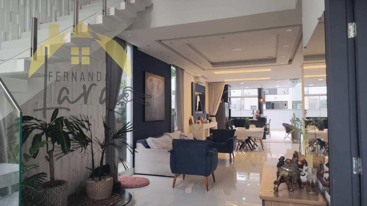 Casa de condomínio à venda em Peruíbe, Condomínio Flora Rica, com 4 quartos, 290m² - Fernanda Lara Corretora